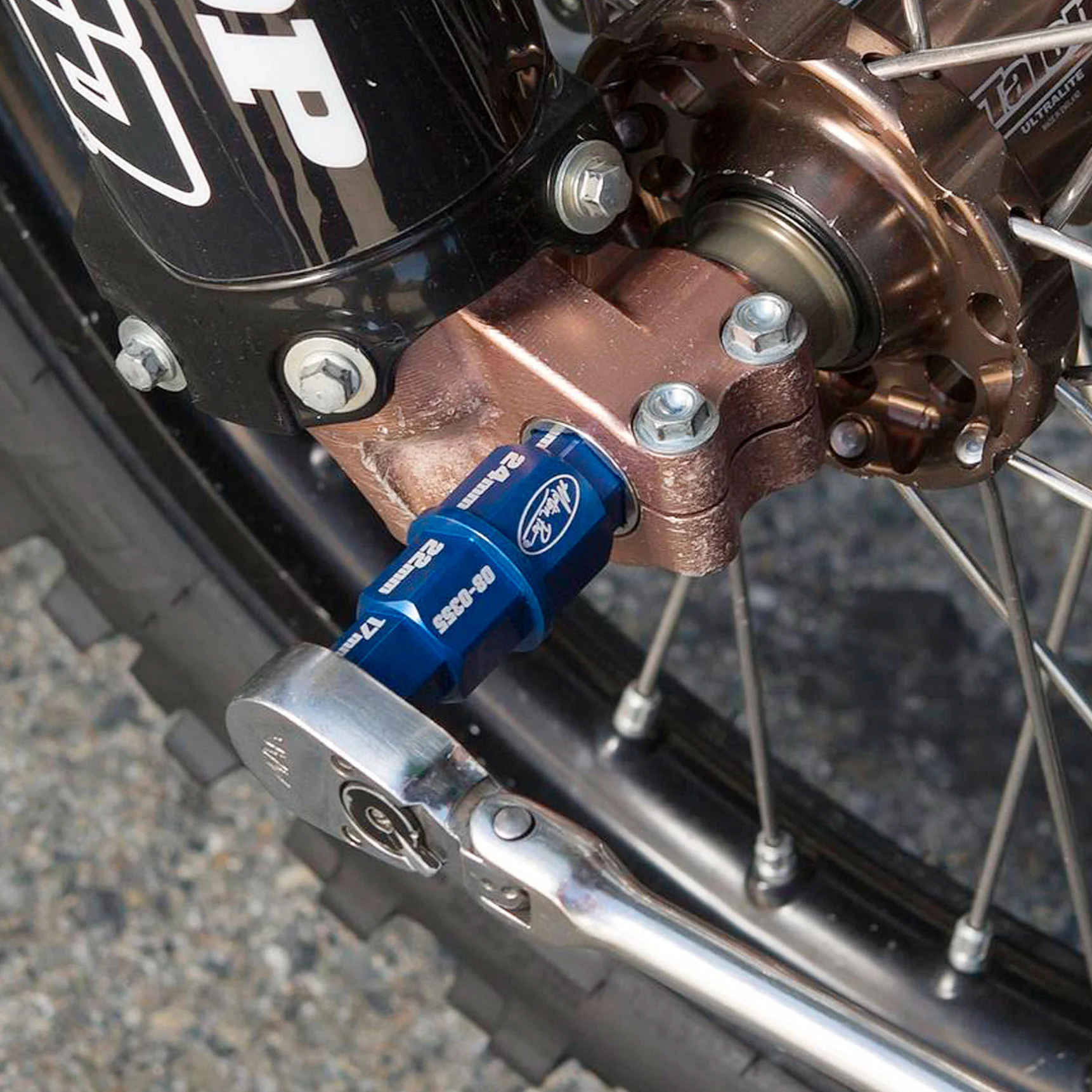 MOTION PRO - SUPERLIGHT T6 HEX AXLE TOOL 17 / 19 / 22 / 24MM - Image 3