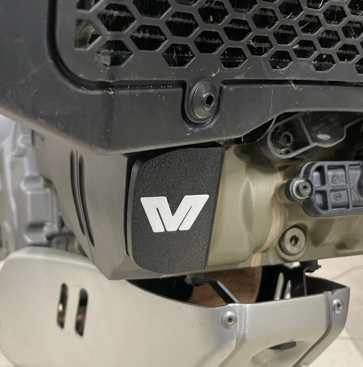 MULLER MOTORSPORT - DESERTX CAMSHAFT BELT COVER - Image 2