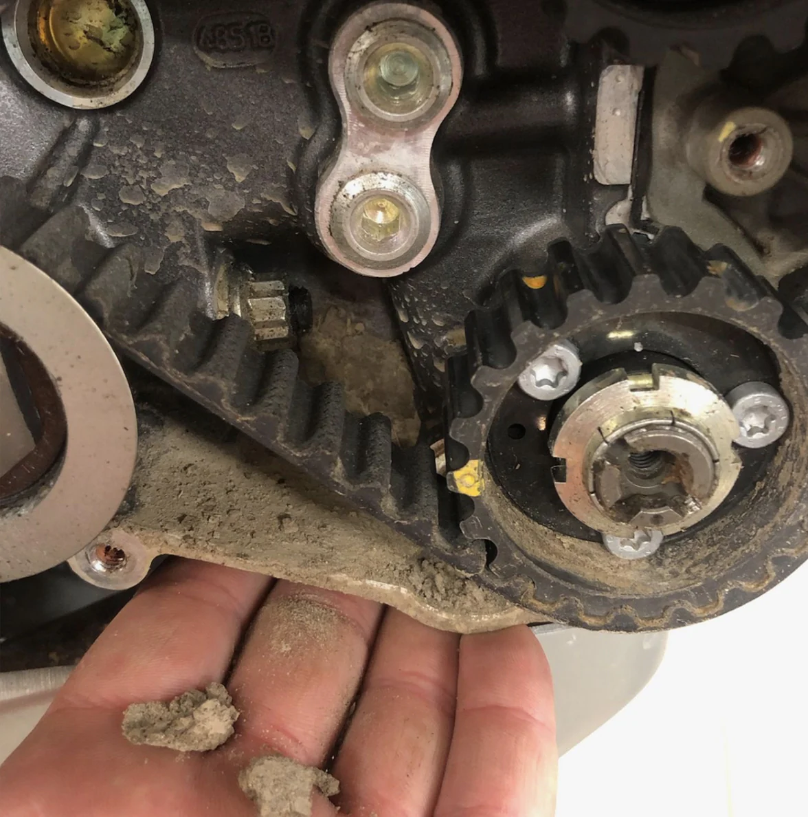 MULLER MOTORSPORT - DESERTX CAMSHAFT BELT COVER - Image 5